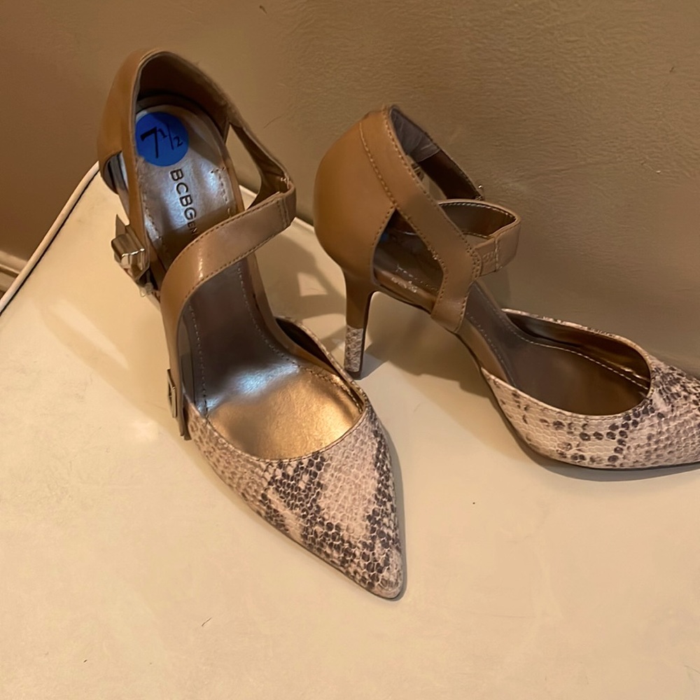 New women’s shoes
